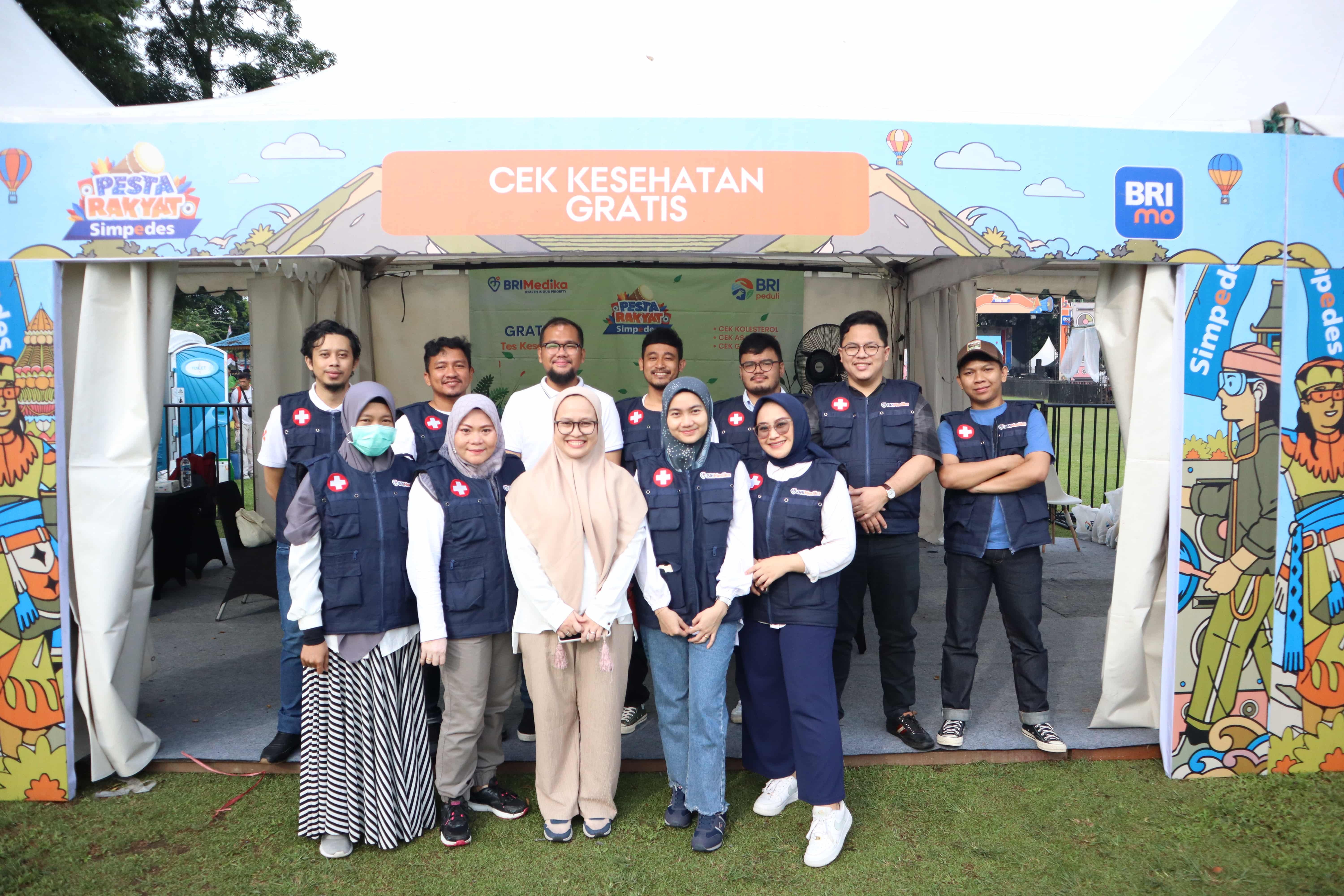 Tim medis profesional, handal dan bersertifikat.jpg